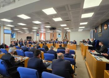 Emekli aylığı düzenlemesini içeren kanun teklifi komisyonda