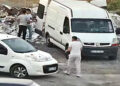 Avcılar'da kaçak moloz döken 2 araç sahibine 100 bin lira ceza