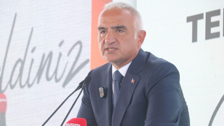 Bakan Ersoy: Çingene Kızı Mozaiği'nin 13'üncü panelinin getirilmesinin mutluluğunu yaşıyoruz