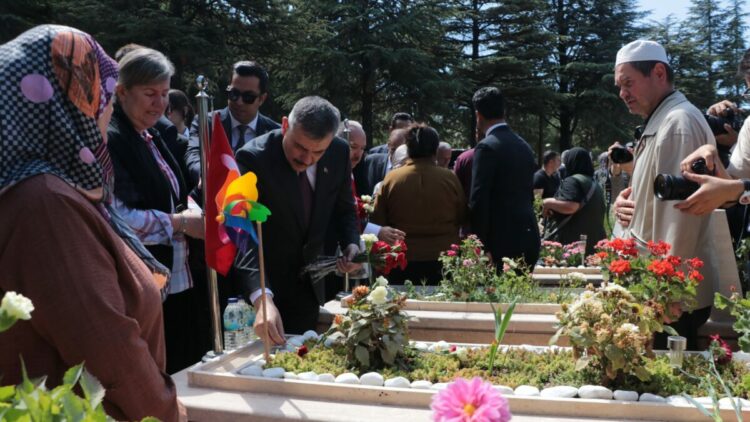 15 Temmuz şehitleri, darbe girişiminin 10'uncu yılında anıldı