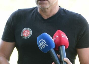 Fatih Karagümrük Teknik Direktörü Stanojevic: Hedefimiz tekrar Süper Lig