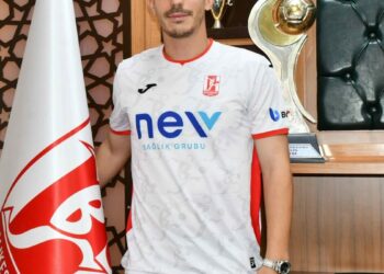 Balıkesirspor'dan stoper transferi