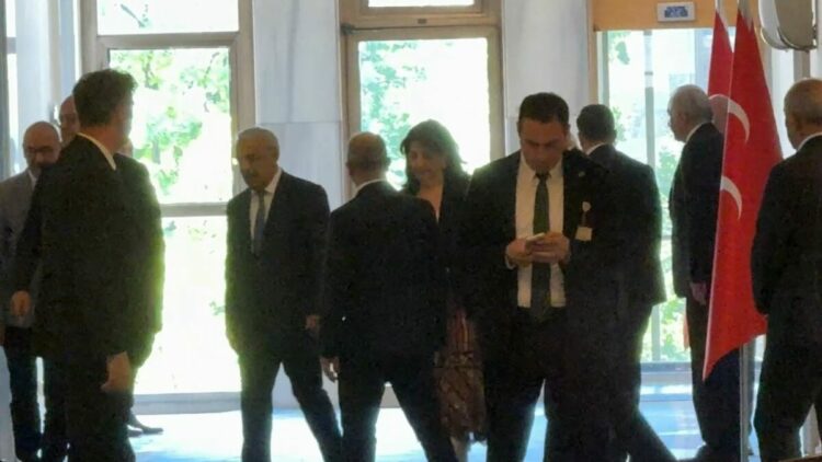 Bahçeli, DEM Parti heyeti ile bir araya geldi