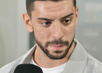 Trabzonspor’un yeni transferi Cenk Özkaçar Trabzon'da