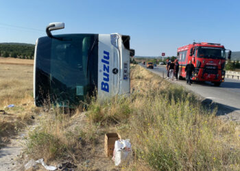 Eskişehir’de yolcu otobüsü şarampole devrildi: 24 yaralı