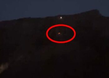 Şırnak’ta dağda mahsur kalan 2 mühendis, askeri helikopterle kurtarıldı