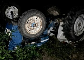 Ormanda devrilen traktörün sürücüsü öldü