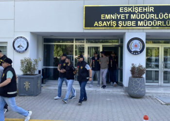 1'i polis, 11 kişinin yaralandığı kavgaya ilişkin 18 gözaltı
