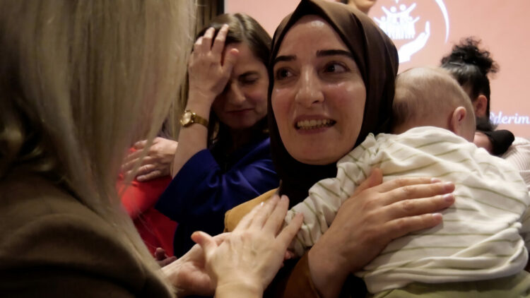 Koruyucu aile olduğu etkinlik hayatının dönüm noktası oldu; kendi mucizesi için ameliyata girdi
