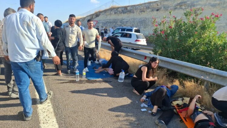 Günübirlik gezi sonrası dönüş yolunda kaza; 3 ölü, 3'ü çocuk 8 yaralı