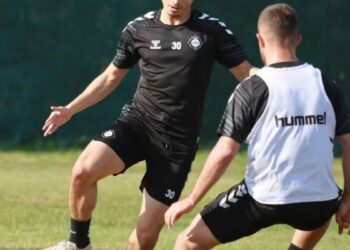 Altay'da Yunus Efe dönmüyor