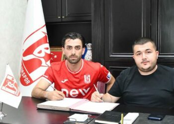 Balıkesirspor Erdal Kaya ile imzaladı