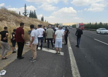 Şarampole devrilen cipin sürücüsü yaralandı