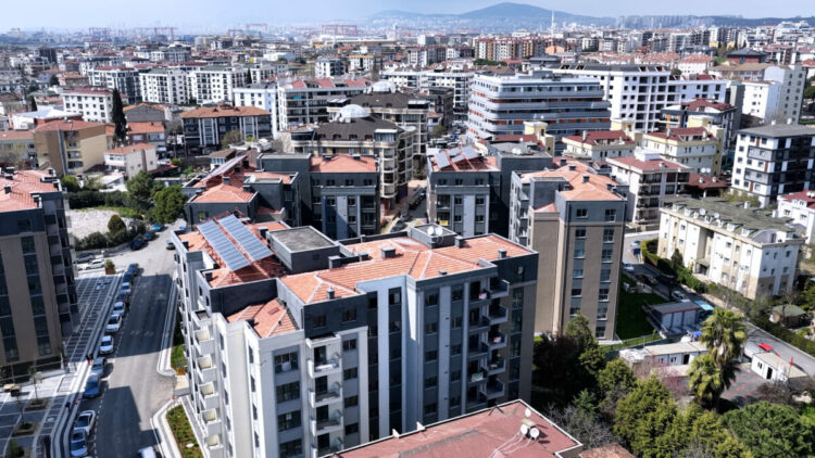 Bakan Kurum'dan Tuzla kentsel dönüşüm paylaşımı