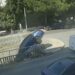 Pendik'te otomobil dereye düştü; kaza kamerada