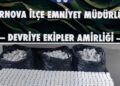 İzmir'de polisten kaçan şüphelinin terk ettiği otomobilde 118 bin sentetik hap ele geçirildi