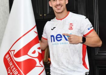 Balıkesirspor'da Ayberk yuvaya döndü