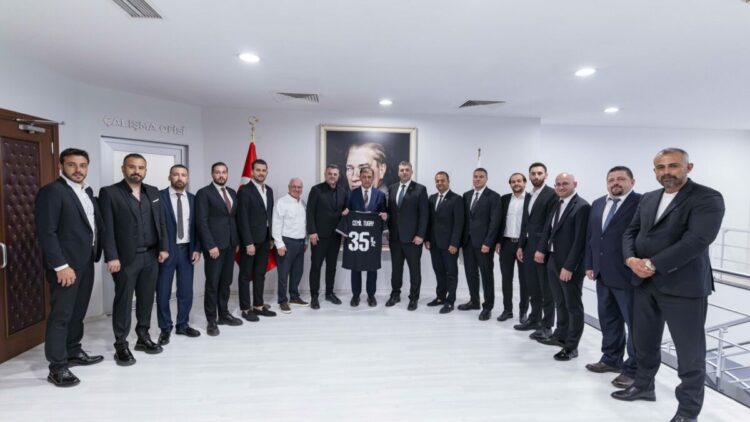 Karşıyaka yönetiminden Cemil Tugay ziyareti