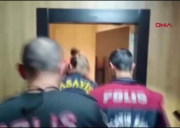 İnternetten araç satanları 4 milyon TL dolandıran 17 şüpheli yakalandı