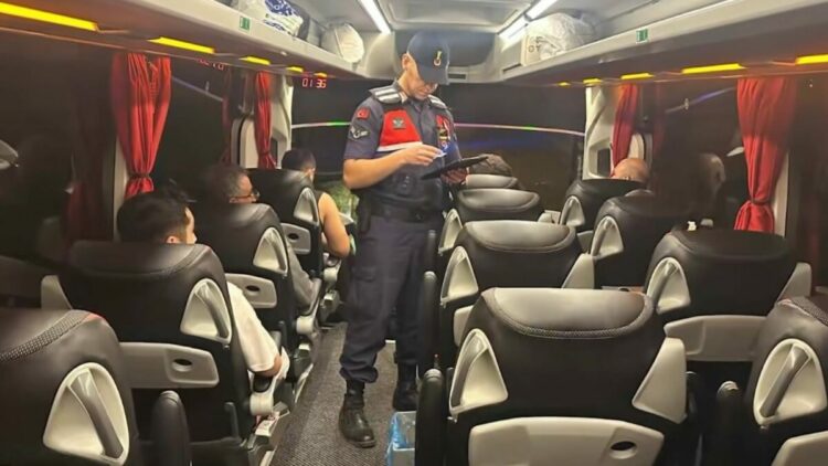 81 ilde 355 düzensiz göçmen yakalandı
