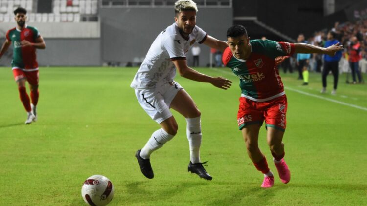 Karşıyaka, Veysel'i kiraladı