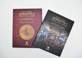 'Fethin Mührü: Ayasofya-i Kebîr Câmi-i Şerîfi' okurlarla buluştu