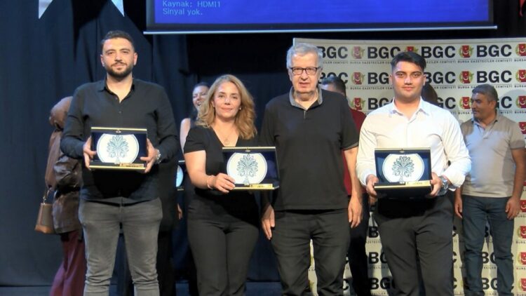 Bursa Gazeteciler Cemiyeti'nden DHA'ya 3 ödül