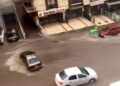 Ankara'da sağanak sele neden oldu; araçlar sürüklendi