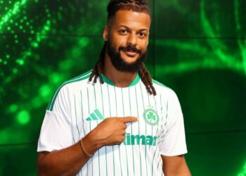 Manisa FK'da Diony, Omonia'ya gitti