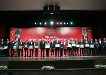 81 ilde 23 bin 150 muhtara sosyal hizmet modelleri anlatıldı