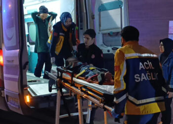 Bursa'da 2'nci kattaki pencereden düşen çocuk ağır yaralandı