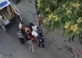 Kağıthane’de eski nişanlısıyla birlikte olan çocukluk arkadaşını silahla vurdu: Annesi ‘kim vurdu’ diyerek sinir krizi geçirdi