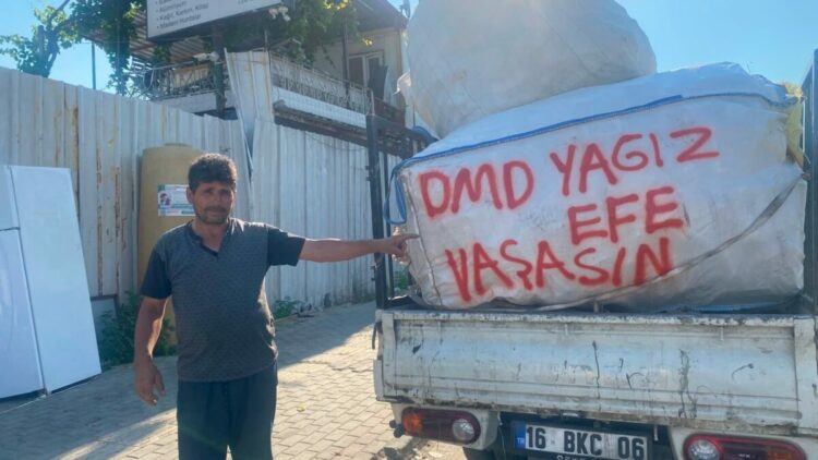 Kağıt toplayıcılarından DMD hastası Yağız Efe'ye anlamlı destek