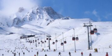 Erciyes Kayak Merkezi'nden ülke ekonomisine 250 milyon dolarlık katkı
