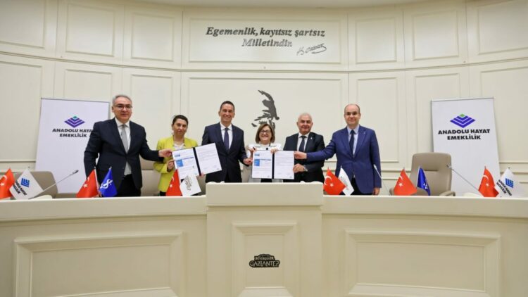 Anadolu Hayat Emeklilik ile Gaziantep Büyükşehir Belediyesi iş birliğini yeniledi