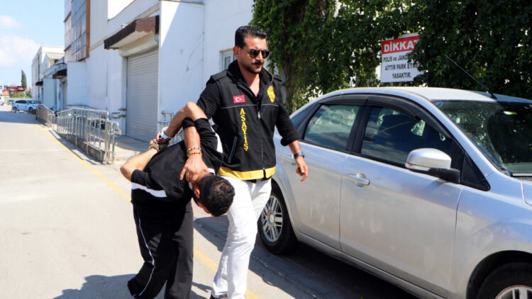 Seyir tepesindeki cinayete tanık oldukları için öldürülmüşler