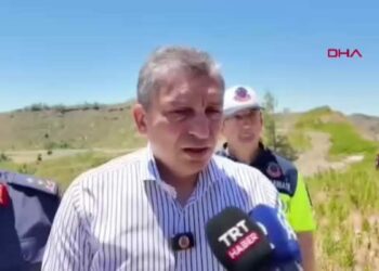 Antalya Valisi Şahin, aynı aileden 5 kişinin öldüğü kazaya ilişkin açıklamalarda bulundu