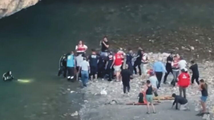 Adıyaman'da Cendere Çayı'na giren genç boğuldu