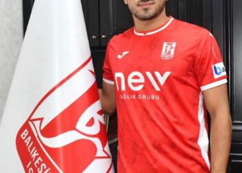 Balıkesirspor Ahmet Uzun'la imzaladı