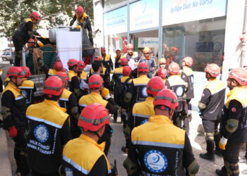 İyilik Derneği bir ayda 3 yeni ekibini daha AFAD'a akredite etti