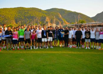 Fethiyespor taraftarından takıma tam destek