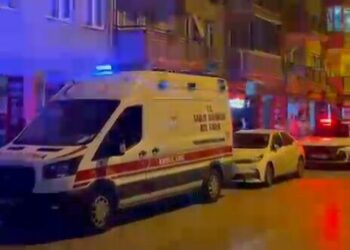 Bursa'da evde tabanca ile vurulmuş halde ölü bulundu