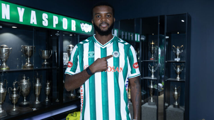 Konyaspor, Chidozie Awaziem'i renklerine bağladı