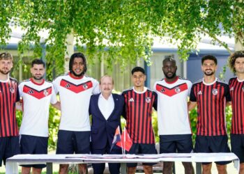 Transfer yasağı kalkan Gaziantep FK 7 futbolcuyu kadrosuna kattı