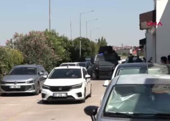 Husumetlisine tabancayla ateş açıp, kaldırımdaki yayayı öldüren şüpheli tutuklandı