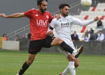 Altay'da yaprak dökümü sürüyor