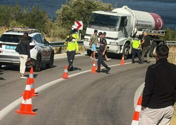 Motosikletiyle vidanjöre çarpan 19 yaşındaki Nazlıcan hayatını kaybetti