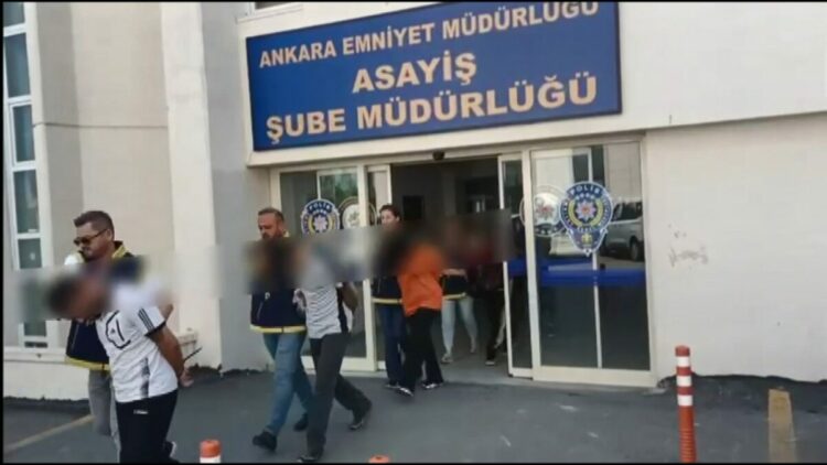Ankara'da ilişki vaadiyle gaspa 9 gözaltı