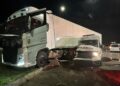 Ambulansla TIR çarpıştı; 3’ü sağlıkçı, 6 yaralı