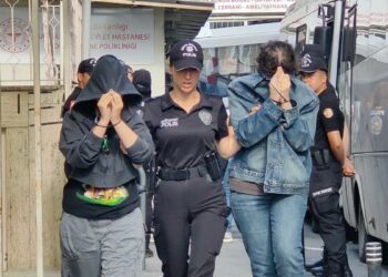 İstanbul'da forex dolandırıcılığı operasyonunda gözaltına alınan 54 şüpheli adliyeye sevk edildi